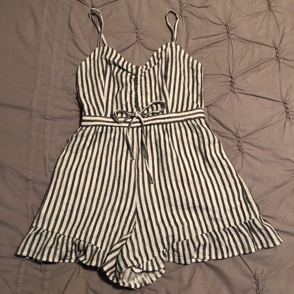 Romper - Picture 4 of 5